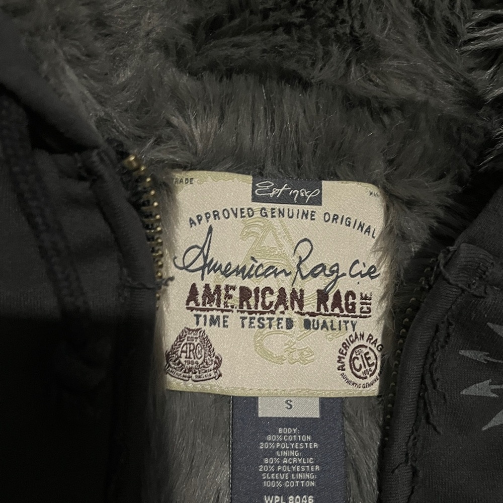 American Rag Cie Men’s Small Faux Fur Lined Hooded Zip Jacket - Picture 4 of 6